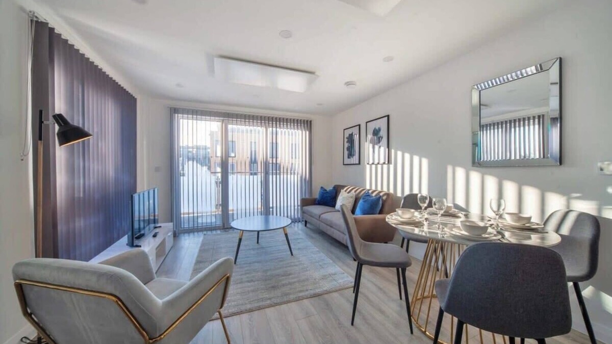 Willesborough Apartment | Contemporary 2 Bedroom Apartment in Ashford
