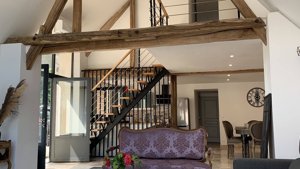 Reugny House | Contemporary and old house