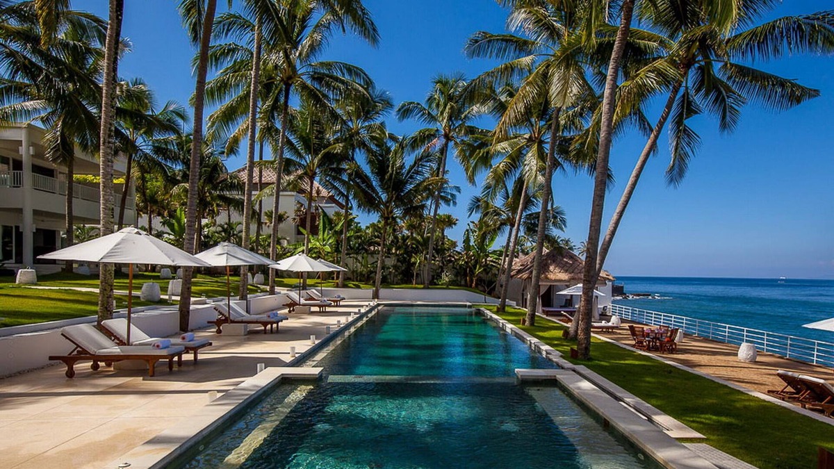 Candi Dasa Villa | Contemporary-Colonial Style 3BR Villa, Ocean View - W/Swimming Pool!