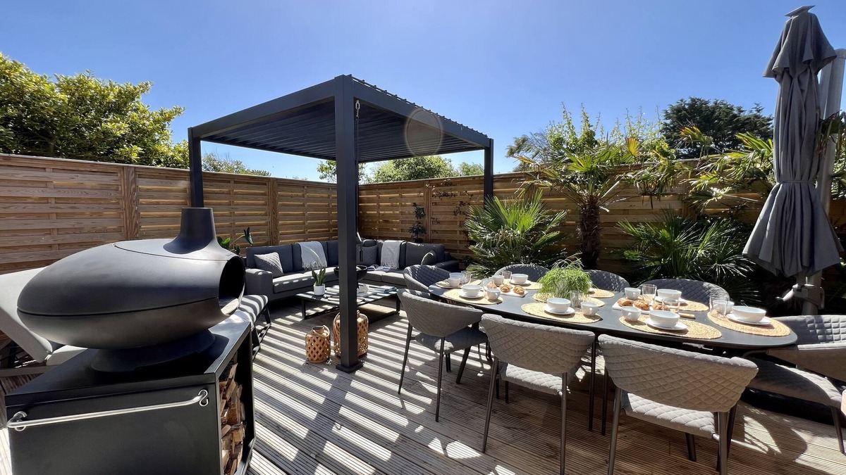Camber Cottage | Contemporary cottage moments from Camber beach
