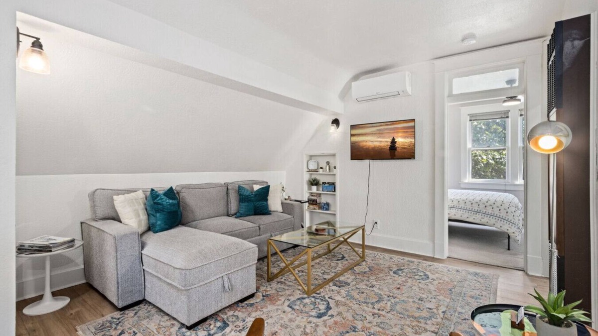 Old Town Apartment | Contemporary Craftsman Steps to Old Town