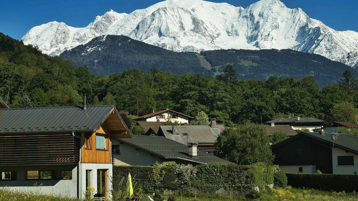 Passy Ski Chalet | Contemporary family chalet at the foot of Mont Blanc