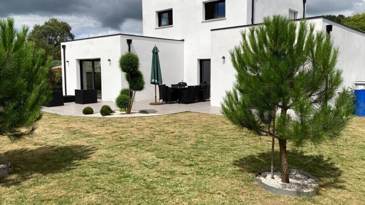 Benodet House | Contemporary house in a quiet location in the seaside resort of Bénodet