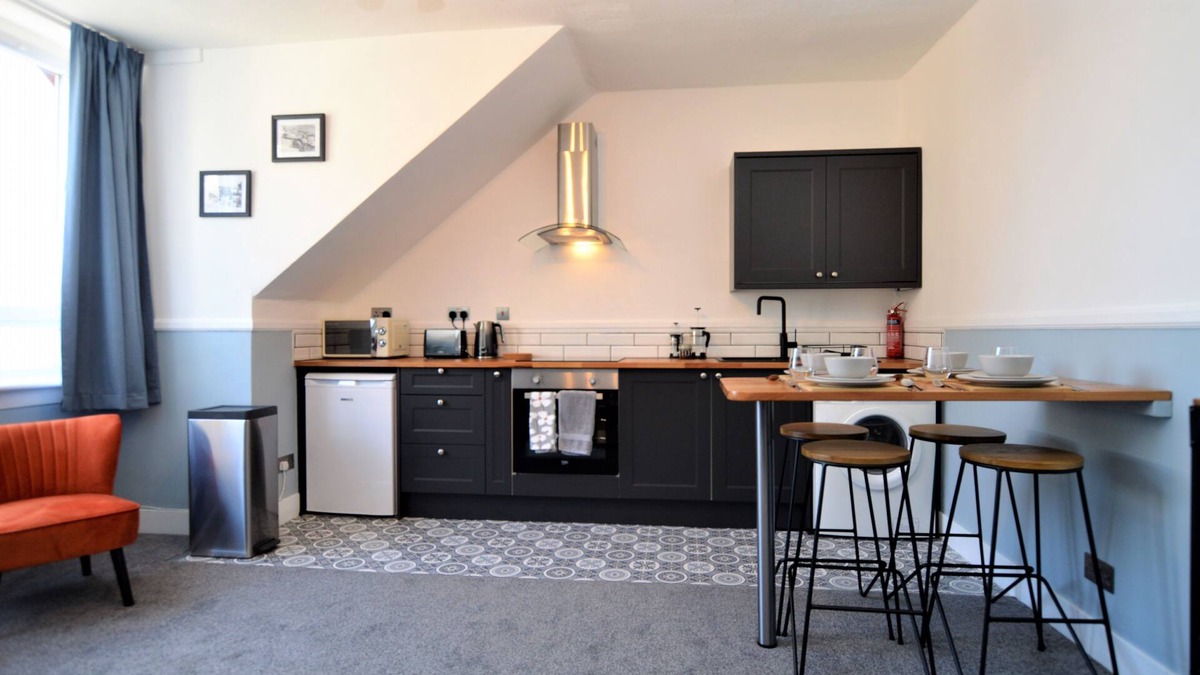 Kilmun Apartment | Contemporary one bedroom apartment, town location