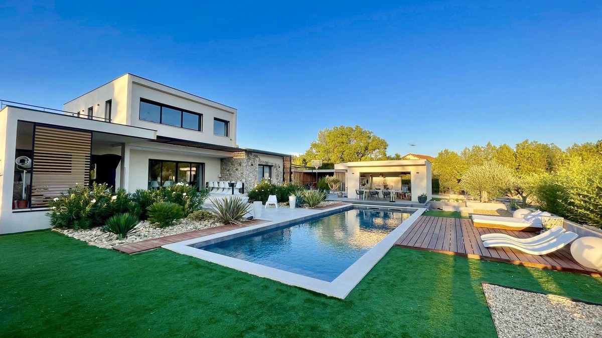 Cabries Villa | Contemporary villa Aix en Provence
