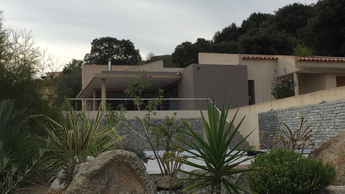 Algajola Villa | Contemporary villa, pool, sea view, near beach.