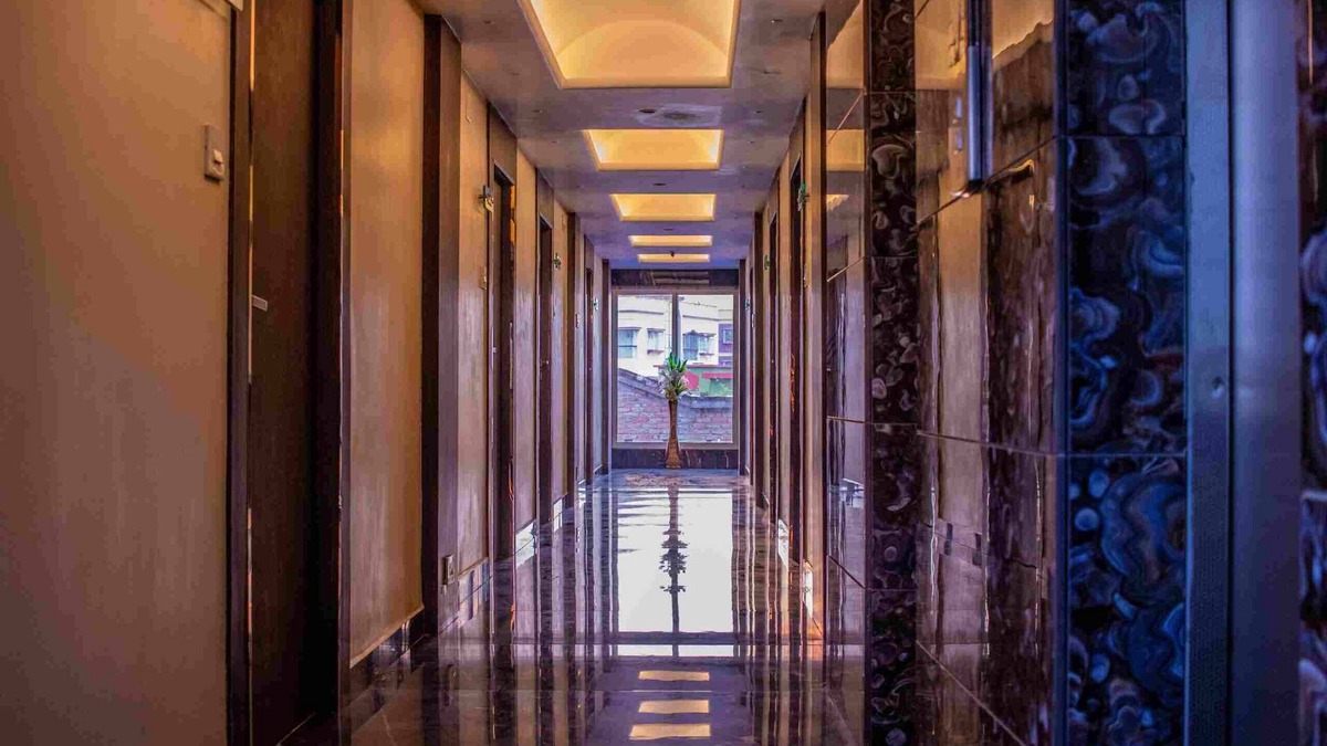 Malda Hotel | continental lodge