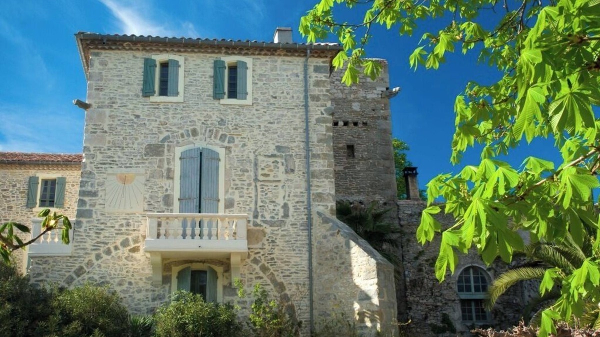 Trausse Bed & Breakfast | Continuation of du Passage and de Cardaillac at Château de Paulignan