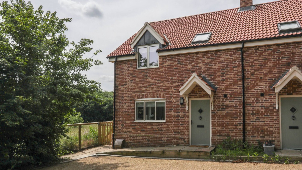 Wenhaston House | Contractor Accommodation Suffolk 10% Off Weekly