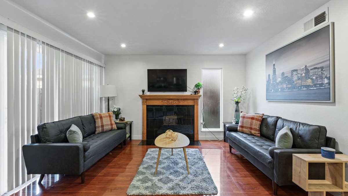 Milpitas House | Convenient Modern COZY 4BA/2BR Hidden GEM