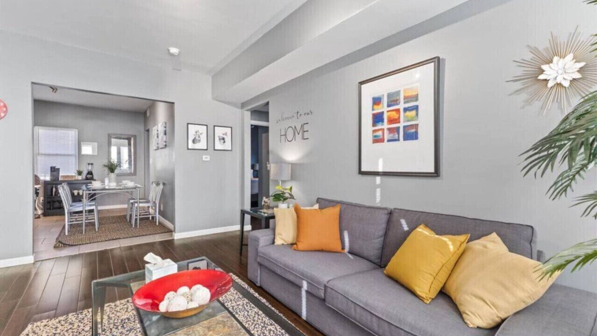 Meridian-Kessler Apartment | Convenient | Pet & Baby|Near Convention & Hospital