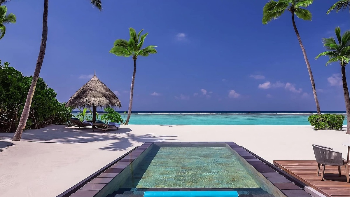 Reethi Rah Apartment | Convenient Stay, Superb Location! Balcony w/Beach View, Outdoor Swimming Pool
