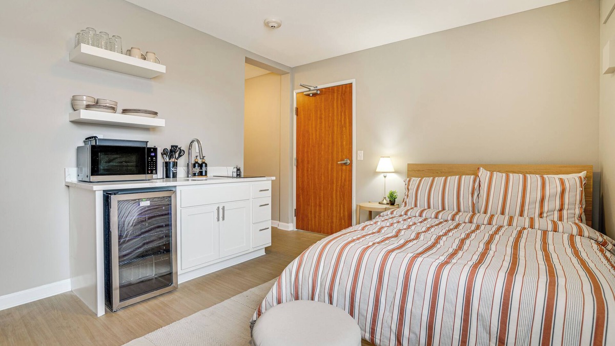 Blaine Apartment | Convenient Studio Stay: Easy Access to Twin Cities