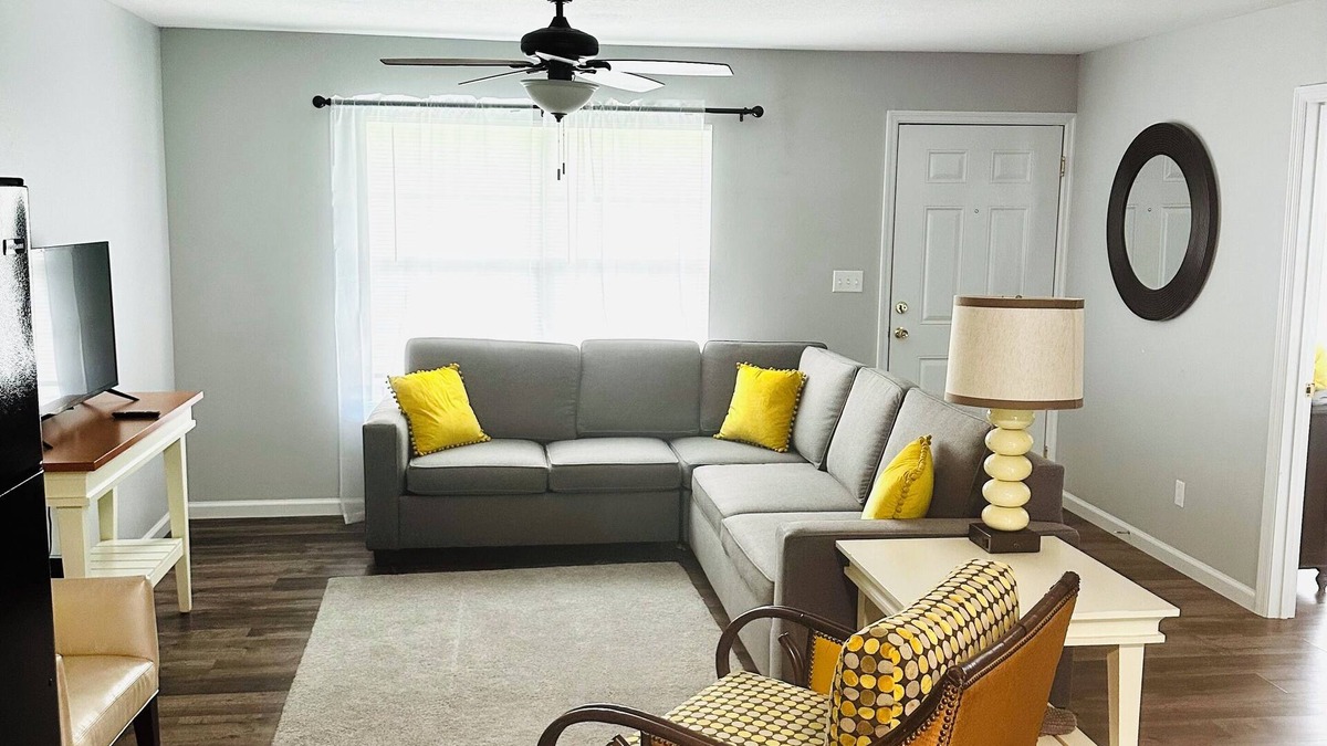 Cairo Apartment | Convenient two bedroom apartment in Cairo, Ga.