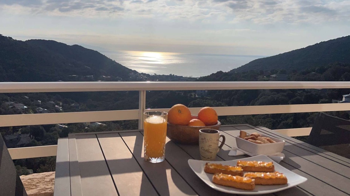 Figarella Apartment | Conveniently located between sea and mountains