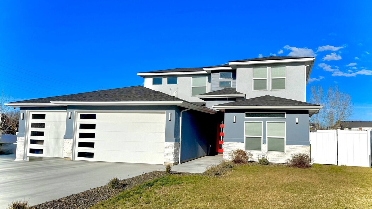 Boise House | Conveniently located modern home in Boise