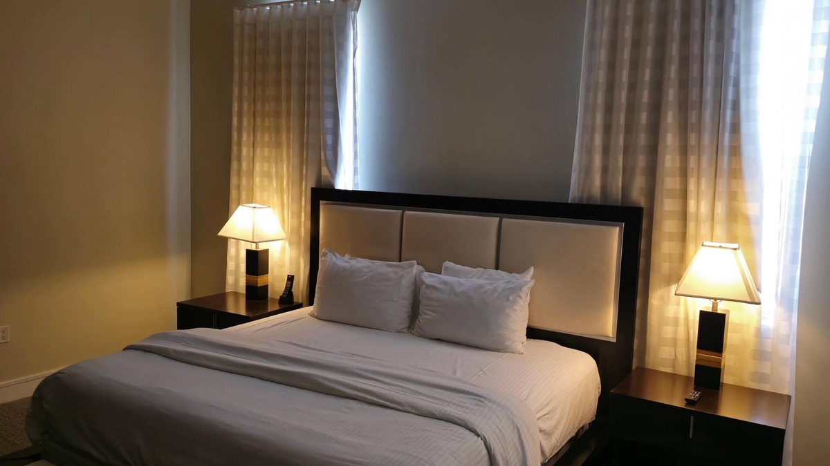 Doral Condo | Convention Center, Convenient XL Studio, kitchen