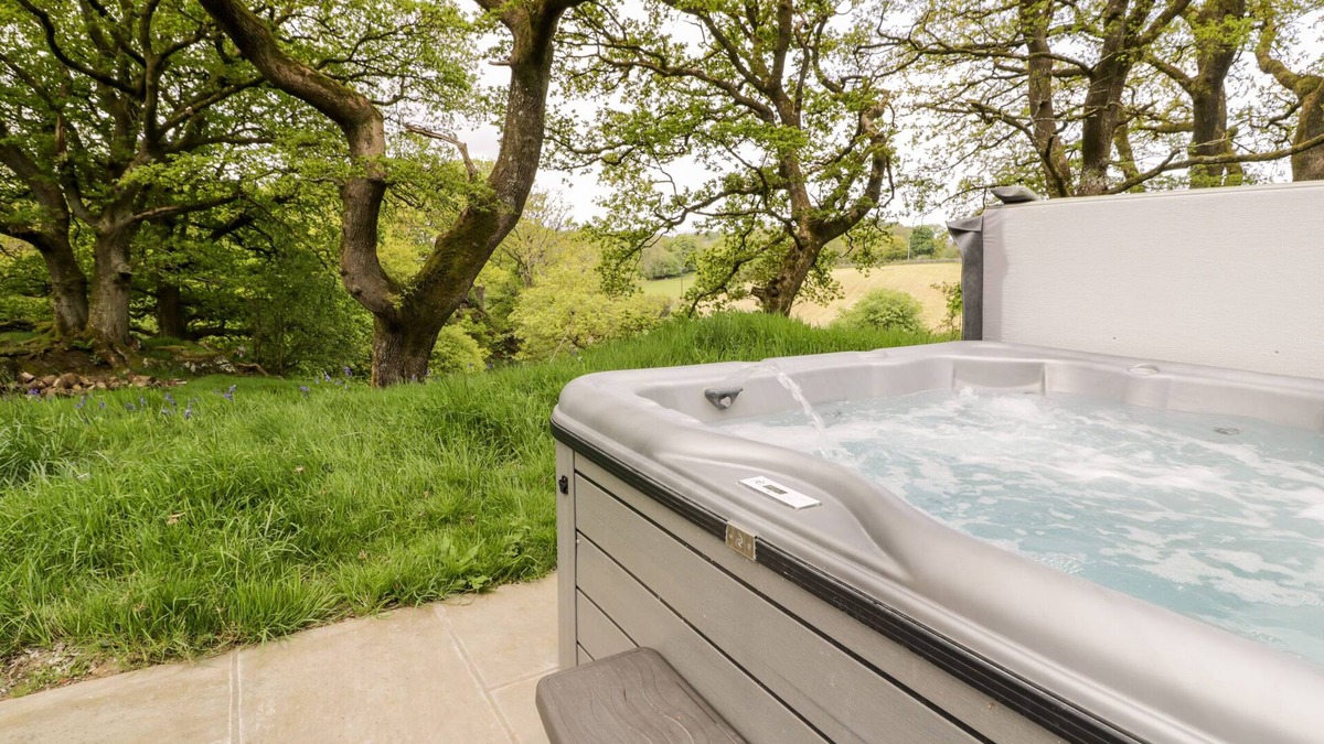 Gwynedd- Snowdonia Cottage | Conwy Pod