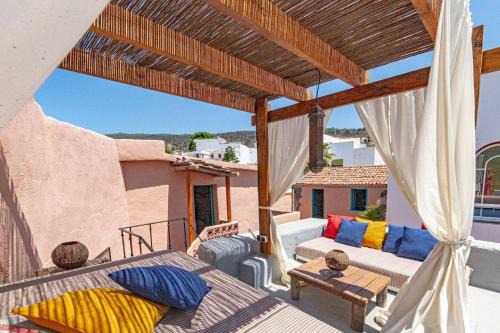 Chio Villa | Coocoomos Casa Moroccan Style Villa