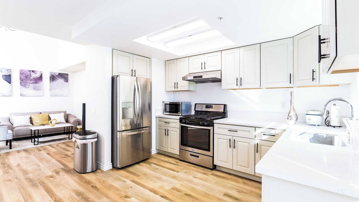 El Monte House | Cool Breeze on Deana #41348