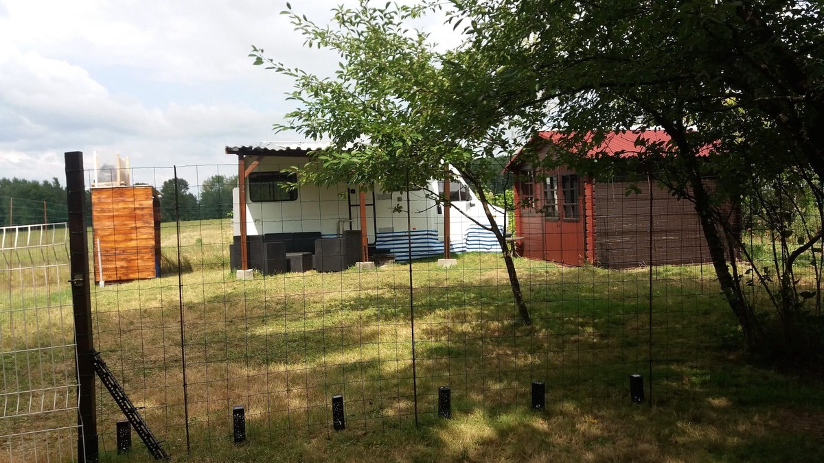 Genneteil House | cool camping