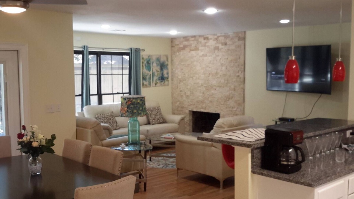 Tallahassee House | COOL HAVEN- A Quiet, Elegant, Contemporary, Incognito Retreat near FAMU/FSU