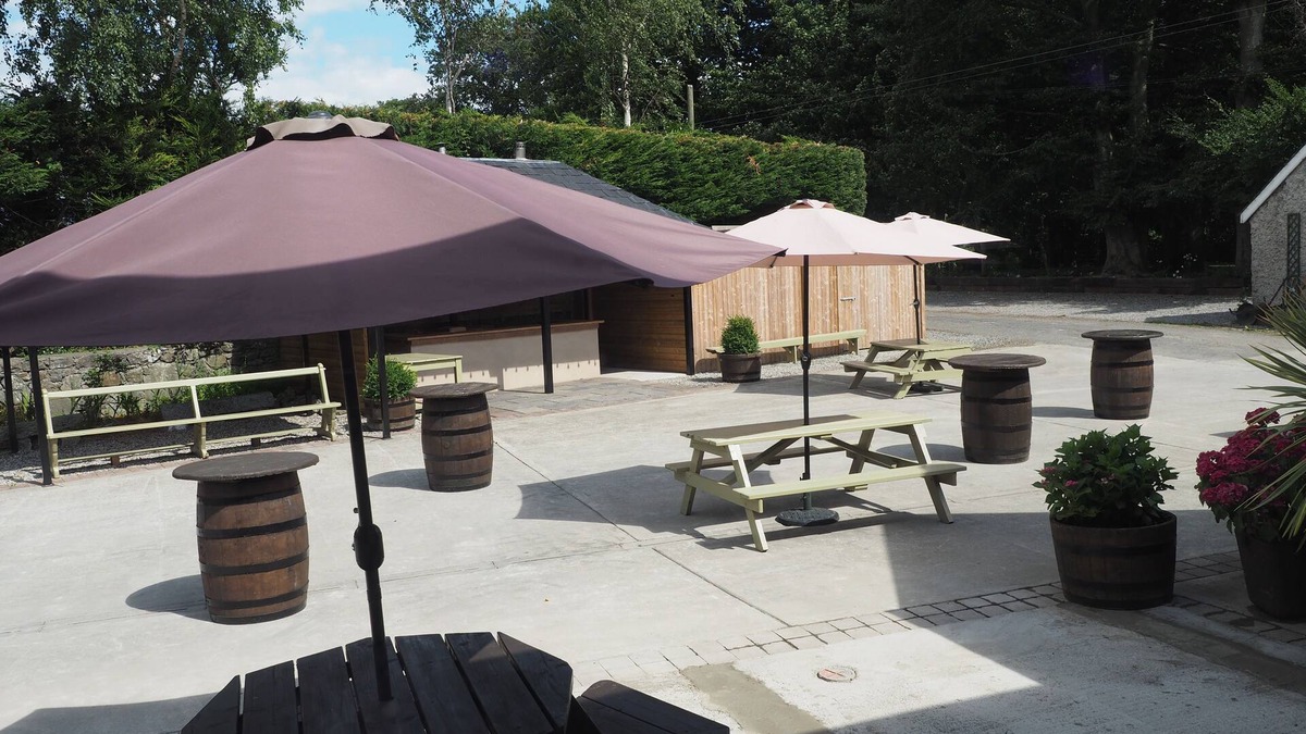 Arless House | Coolanowle Self Catering Accommodation