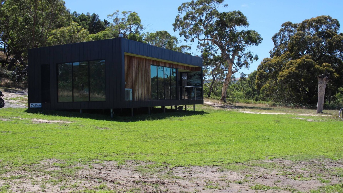 Hindmarsh Valley Cabin | Coolibah Luxury Retreat at Softfoot Alpaca Farm in Victor Harbor