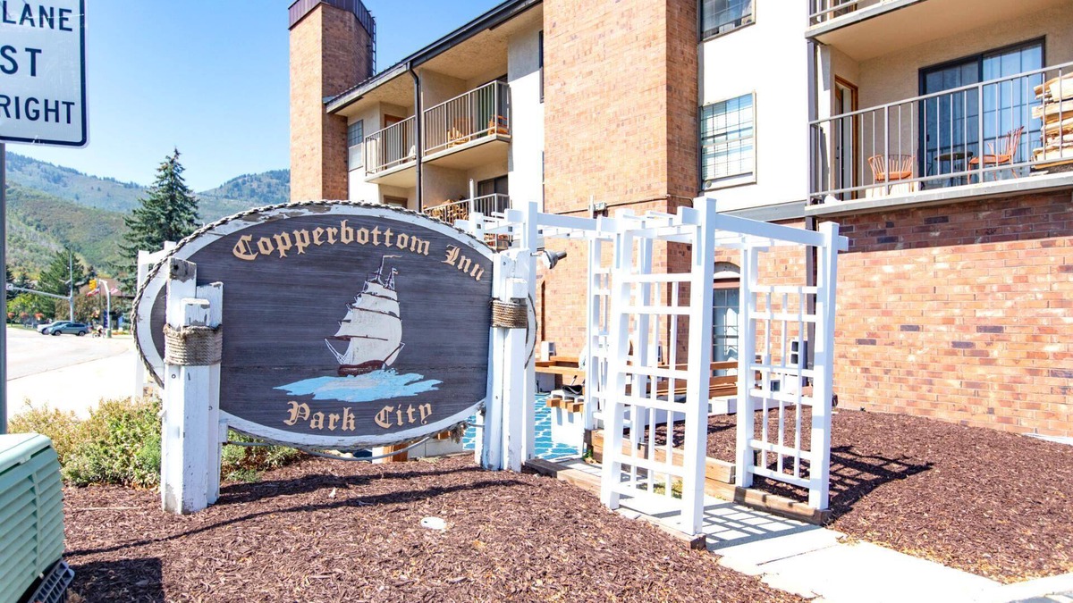 North Park City Condo | Copperbottom Inn by KBM