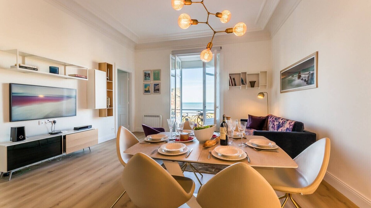 Biarritz Apartment | CORAL KEYWEEK Apt in city center closed to the beach, private garage