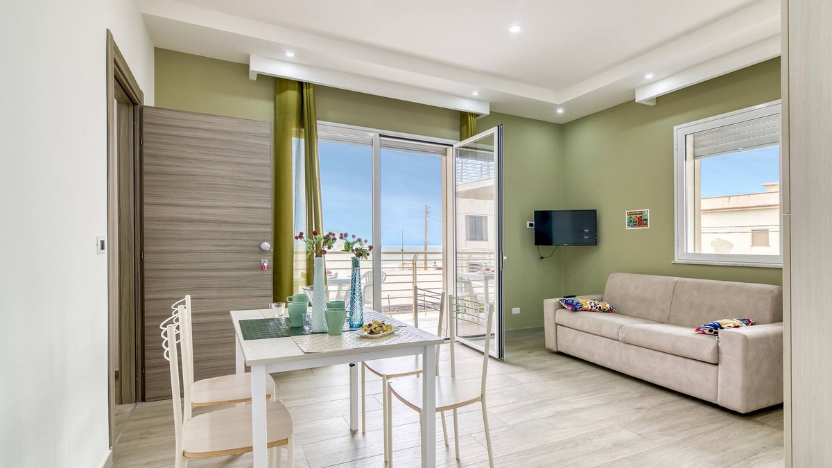 Agnone Bagni Apartment | Corallo House 200m From The Sea, Augusta, Italy