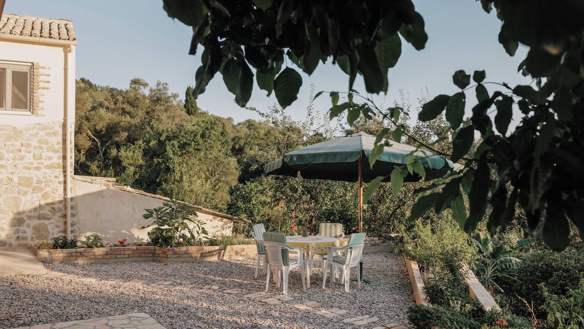 Makrata Villa | Corfiot Mountain Villa in Benitses – A Peaceful Escape