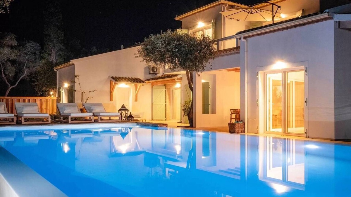 Molos Villa | Corfu Dream Holidays Villas