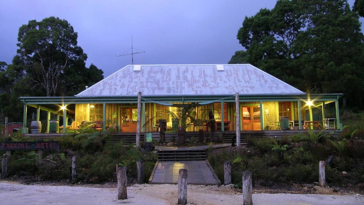 Corinna Cabin | Corinna Wilderness Village