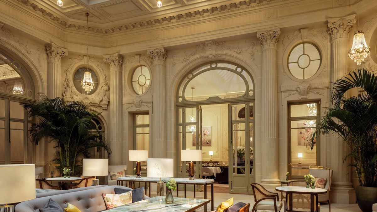 Onze-Lieve-Vrouw-ter-Sneeuw Hotel | Corinthia Grand Hotel Astoria Brussels