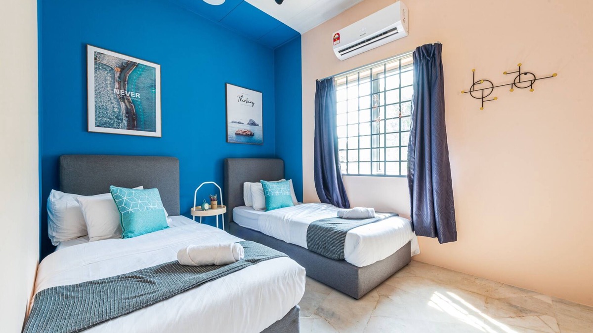 Sungai Pelek House | Corner 3BR Landed House at Sepang