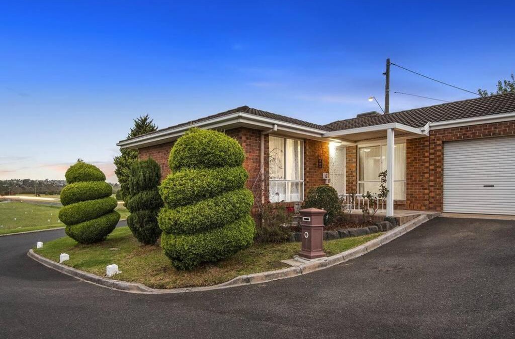 Dandenong North House | Corner Cottage