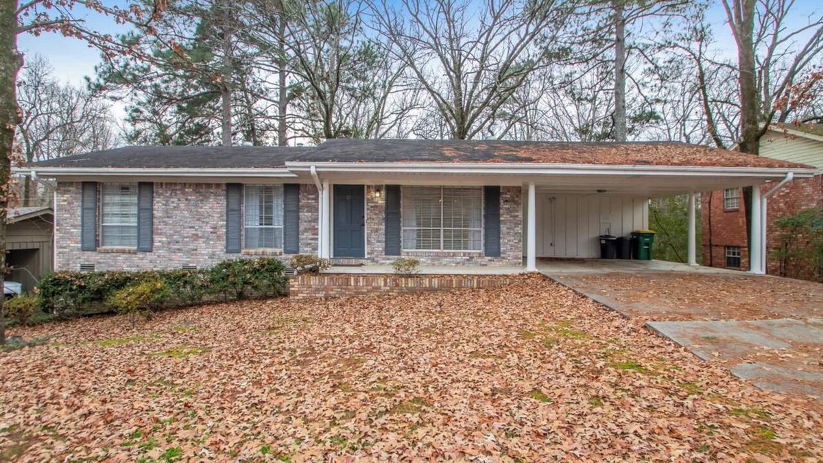 North Little Rock House | Coronado By The Creek