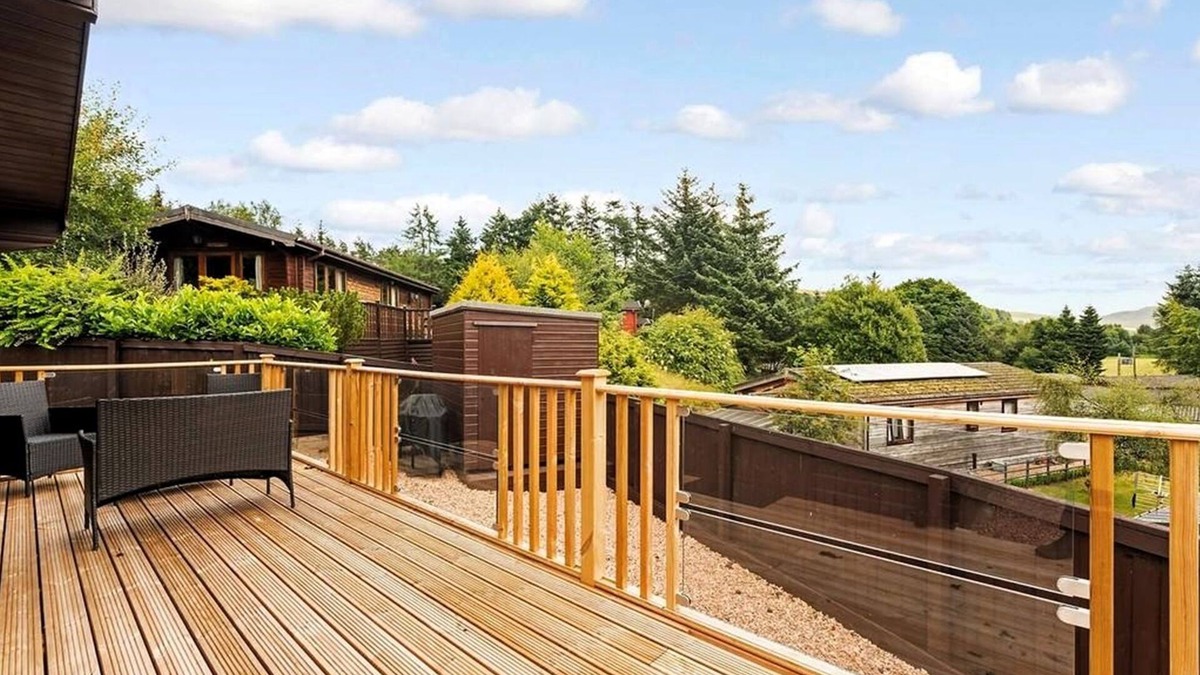 Dollar Cottage | Corrie Lodge - sleeps 4 guests in 2 bedrooms