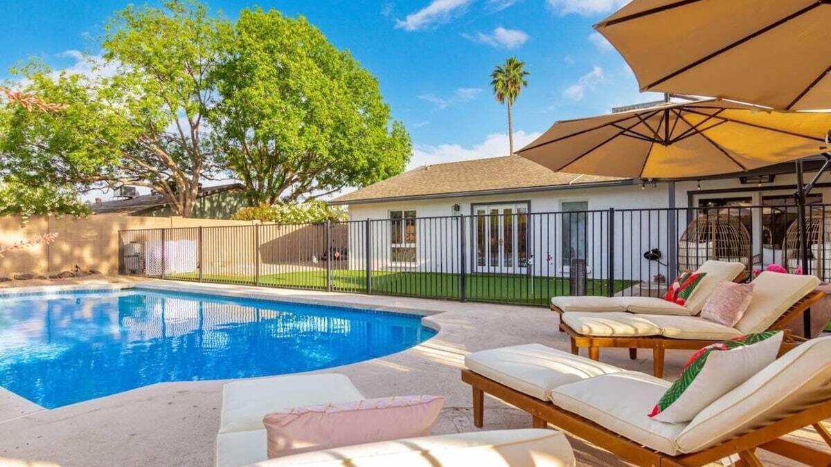Avant House | Corrine Family Oasis|Pool|Putt Grn.|BigToy
