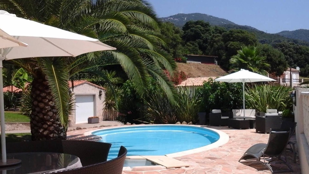 Santa-Maria-Siche Apartment | Corsica, self-contained studio, private pool and garden, Ajaccio region