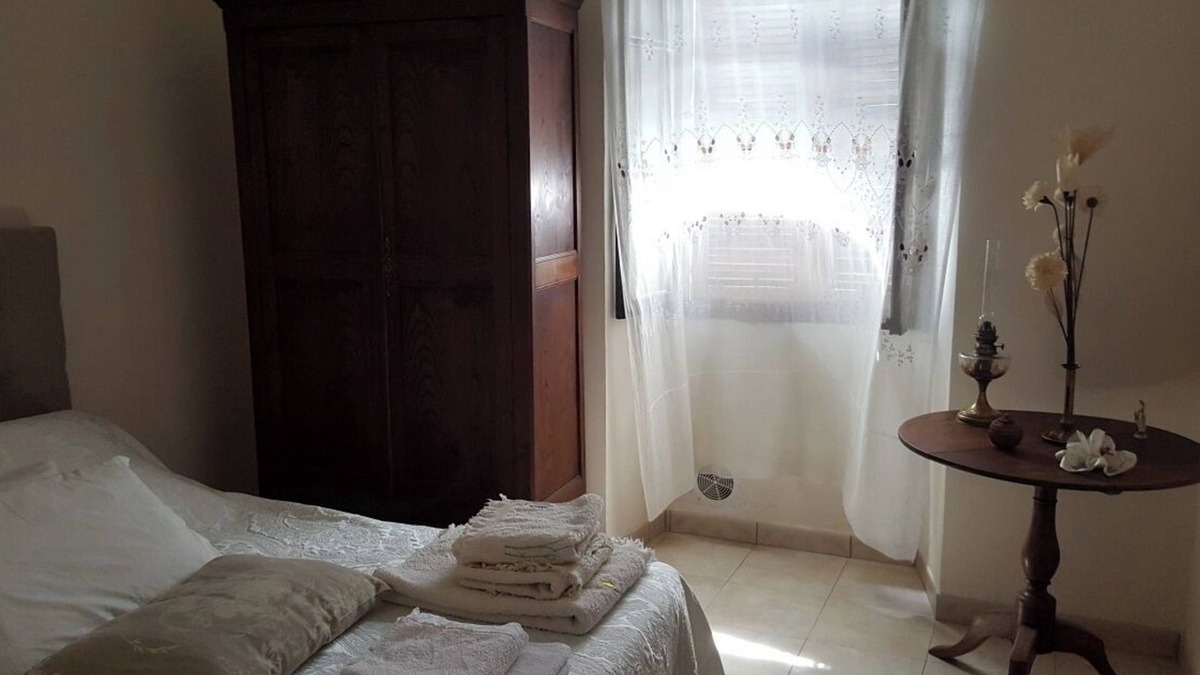 Stazzona House | Corsica village tower house