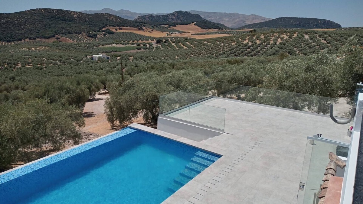 Loja House | Cortejo with pool and view