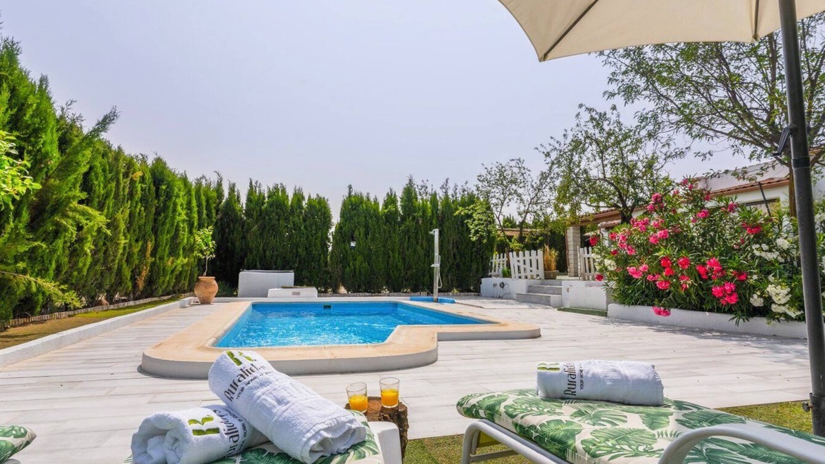 Velez Rubio Villa | Cortijo El Descanso Vélez Rubio by Ruralidays