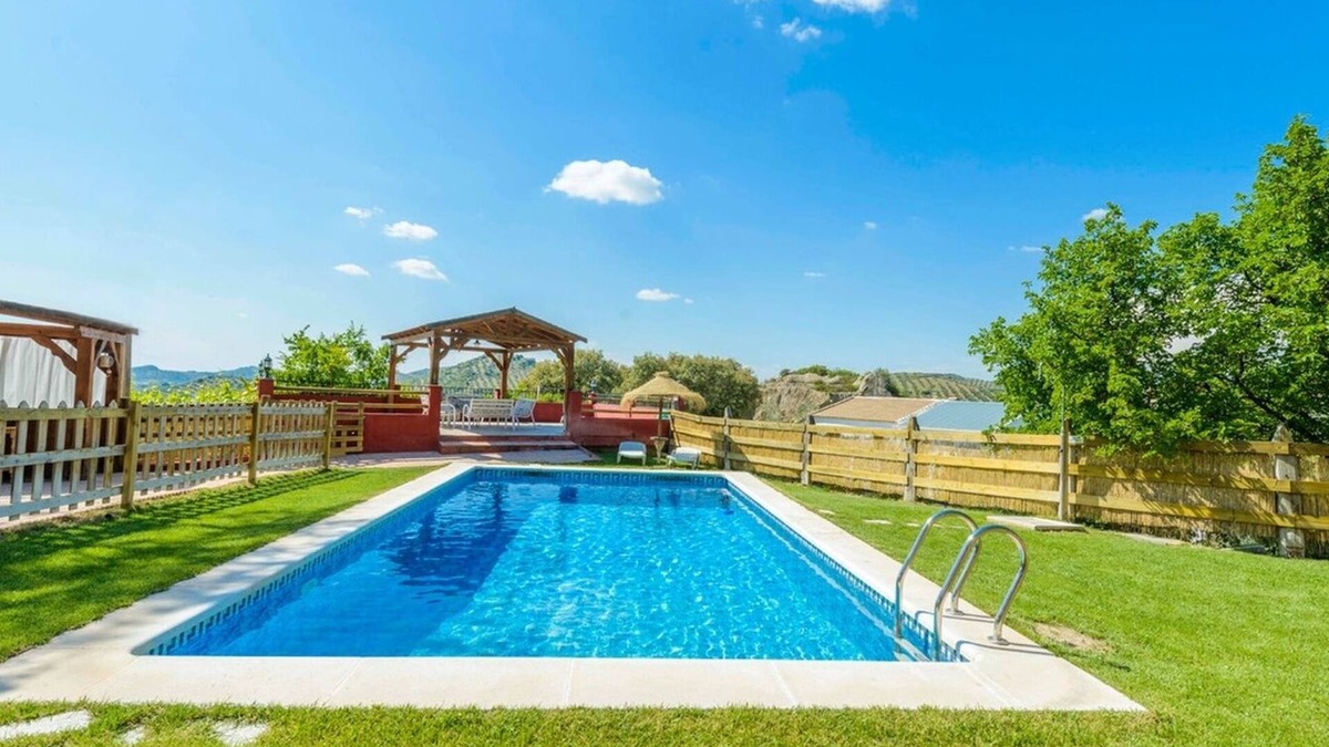 Fuensanta de Martos Villa | Cortijo El Encinar de Cobo Martos by Ruralidays