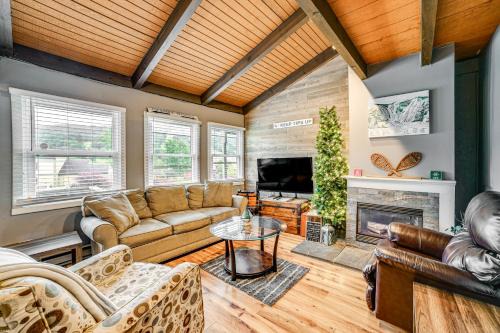 Blodgett Mills House | Cortland Townhome - Walk to Greek Peak Mtn Resort!