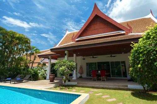 Ban Saiyuan Villa | Corton Villa by G Estate