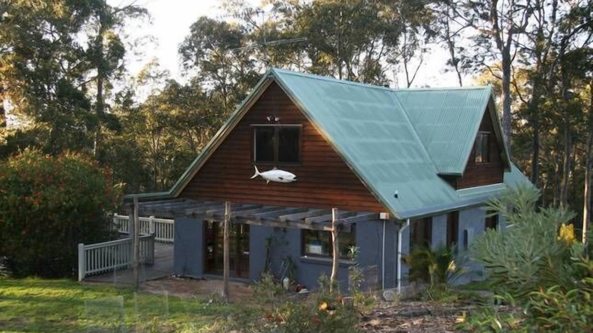 Corruna House | Corunna Views - located at Central Tilba