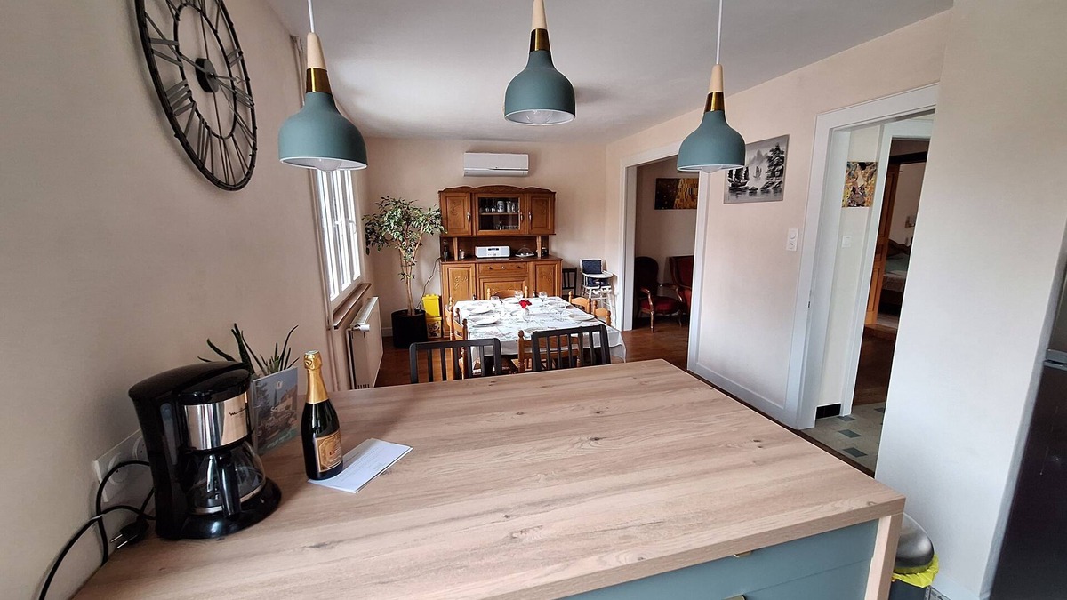 Gingsheim House | Cosy house 6-8 people, near Strasbourg, quiet, garden, table tennis, hen