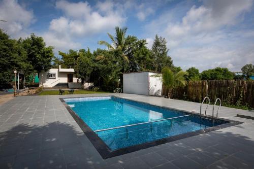 Paud Villa | CosmicStays Casa Ivory Private Pool Villa near Mulshi